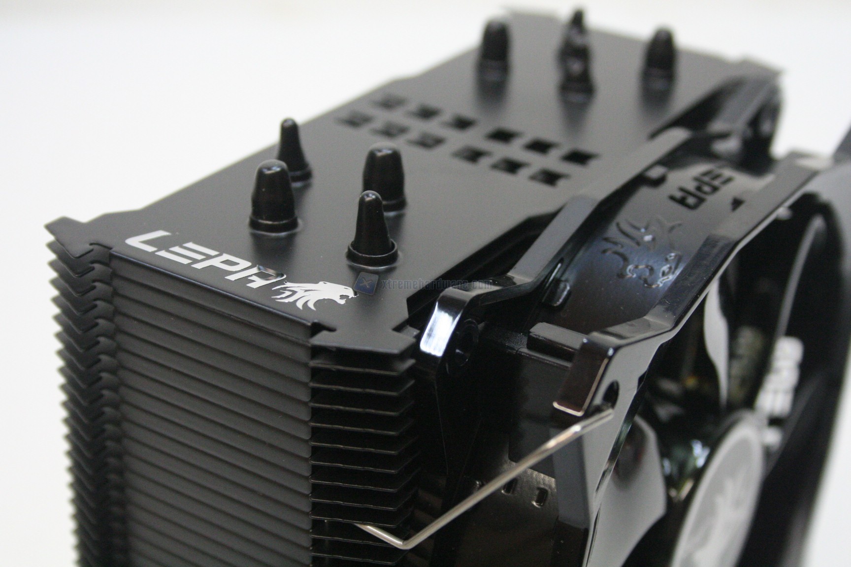 Lepa LPALV12, un dissipatore ad aria compatto, economico ed interessante