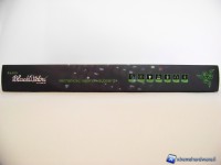 07_razerblackwidowU_packside1long